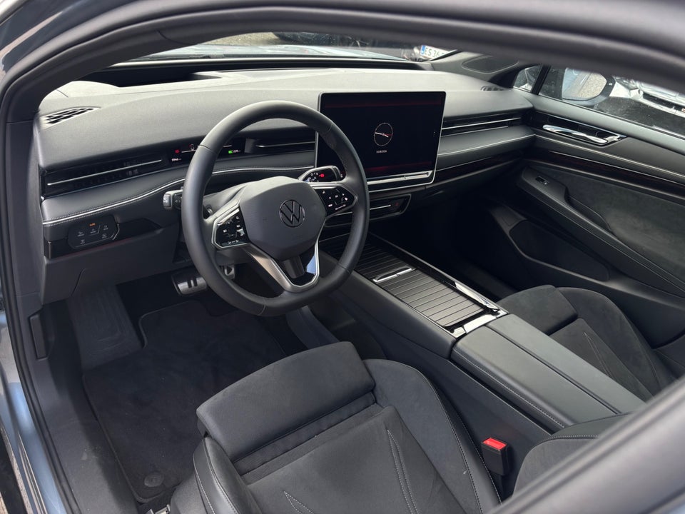 VW ID.7 77 Pro Tourer 5d