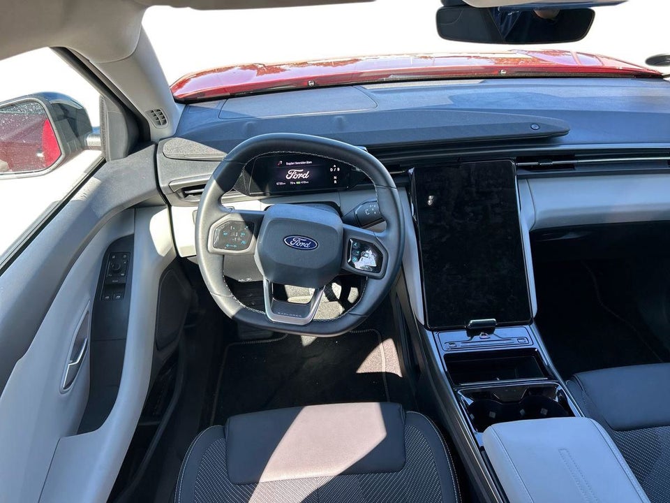 Ford Explorer 82 Select Extended Range 5d