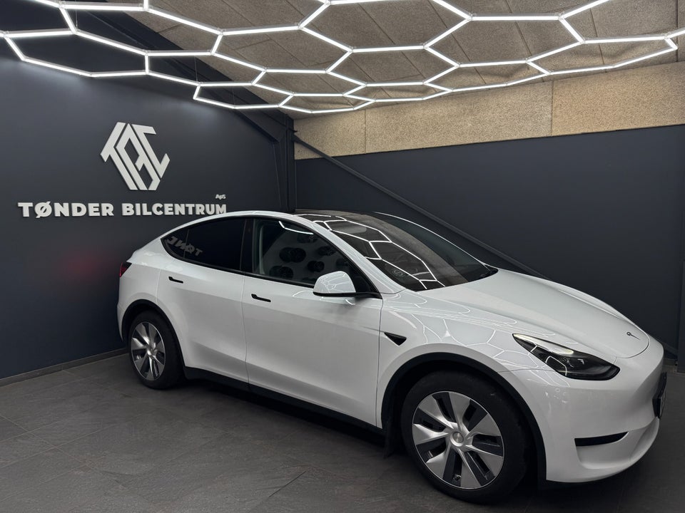 Tesla Model Y RWD 5d