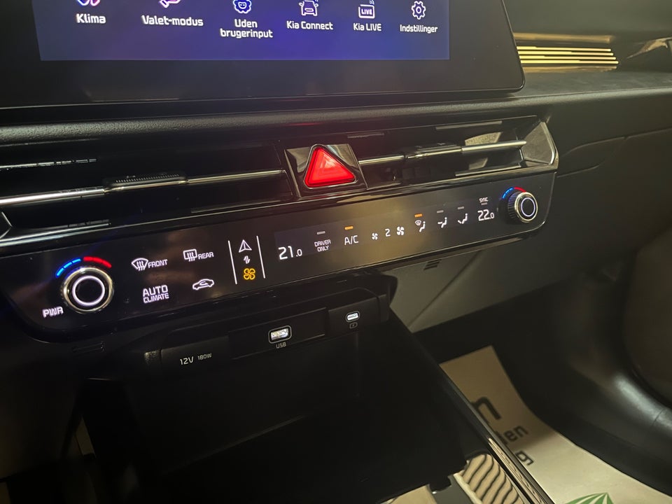 Kia Niro 64 EV Access Plus 5d