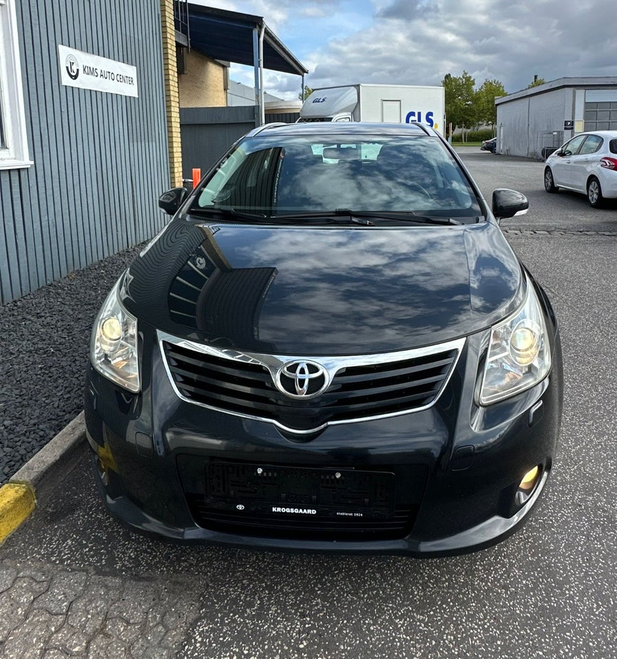 Toyota Avensis 2,0 D-4D T3 stc. 5d