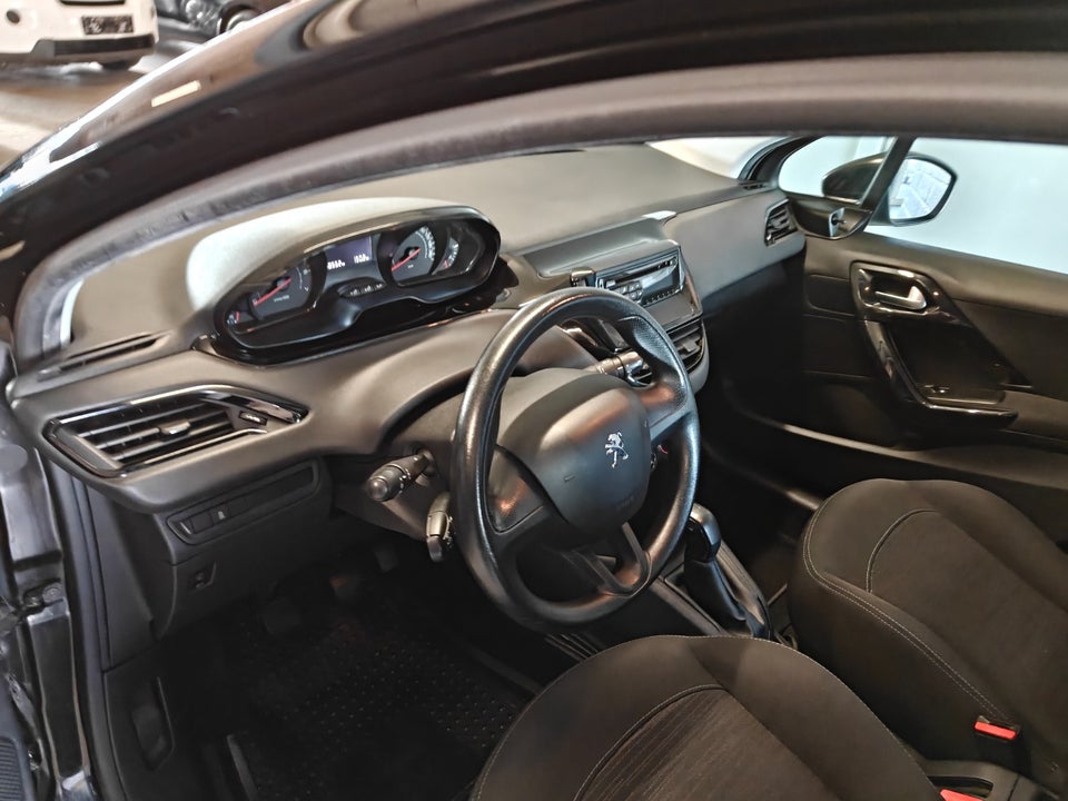 Peugeot 208 1,0 VTi Access 5d