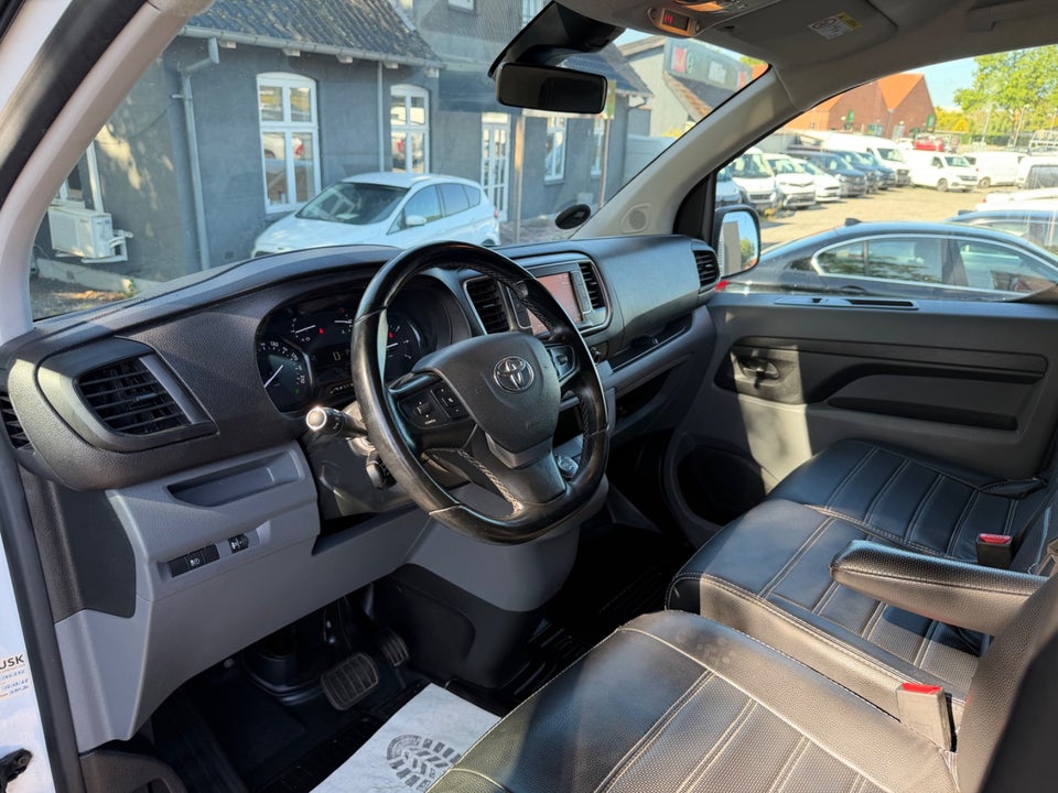 Toyota ProAce 2,0 D 180 Long Comfort One aut. 6d