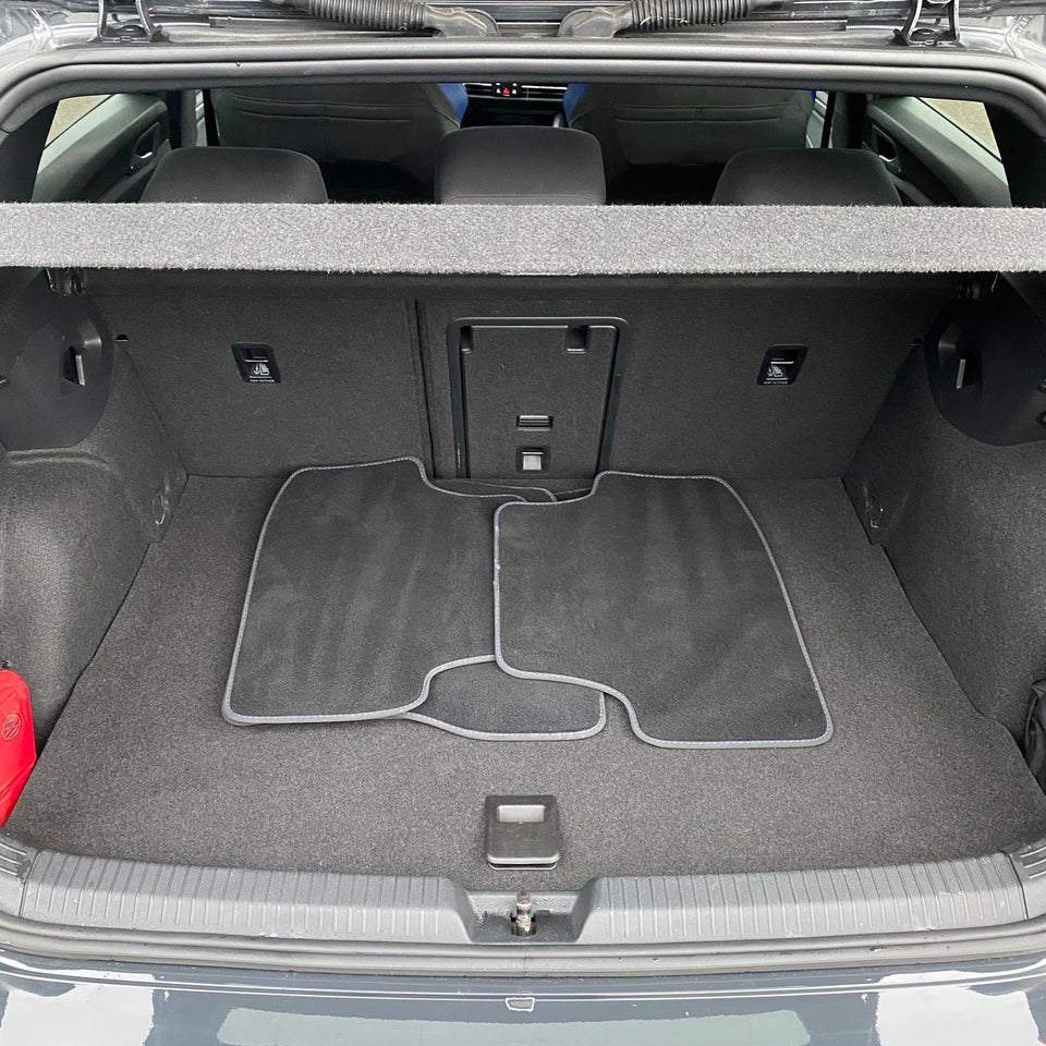 VW Golf VIII 1,4 GTE DSG 5d