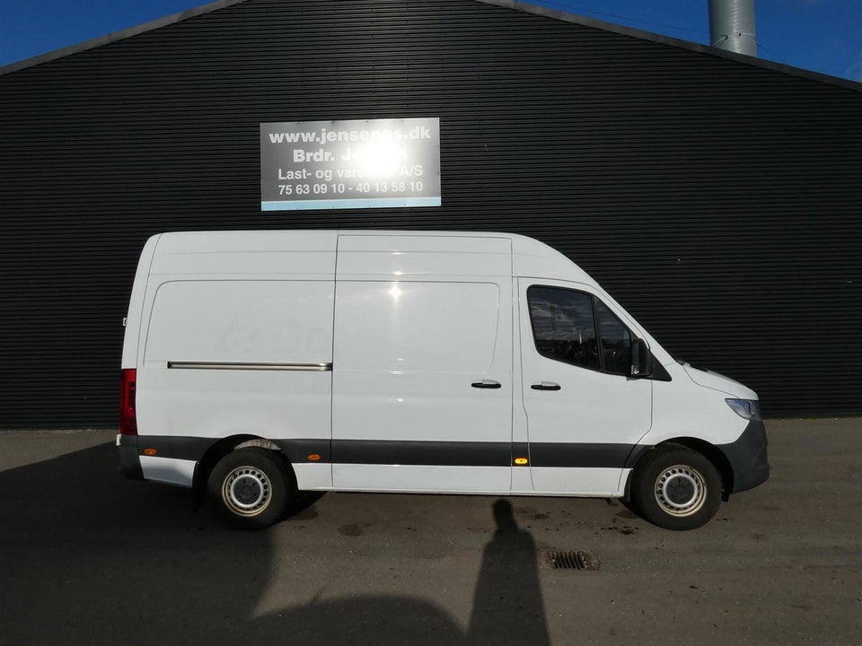 Mercedes Sprinter 316 2,2 CDi A2 Kassevogn aut. RWD