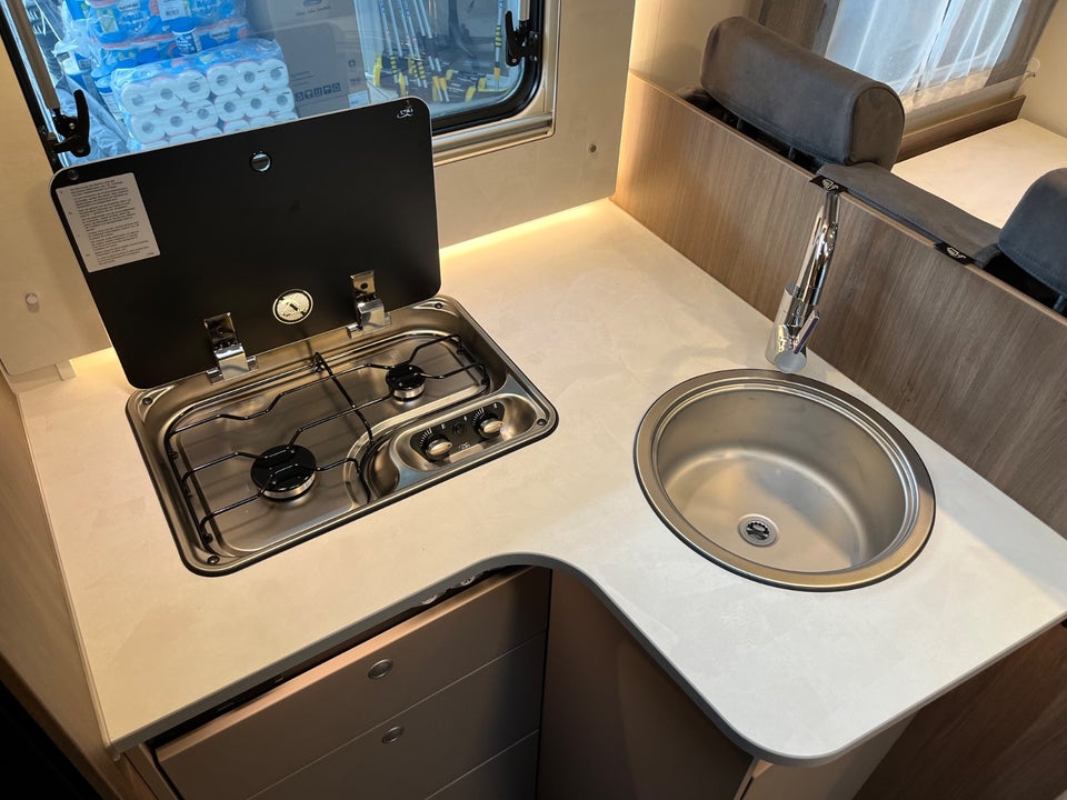 Carado T448 PRO+ 2,2 JTD 140 aut.