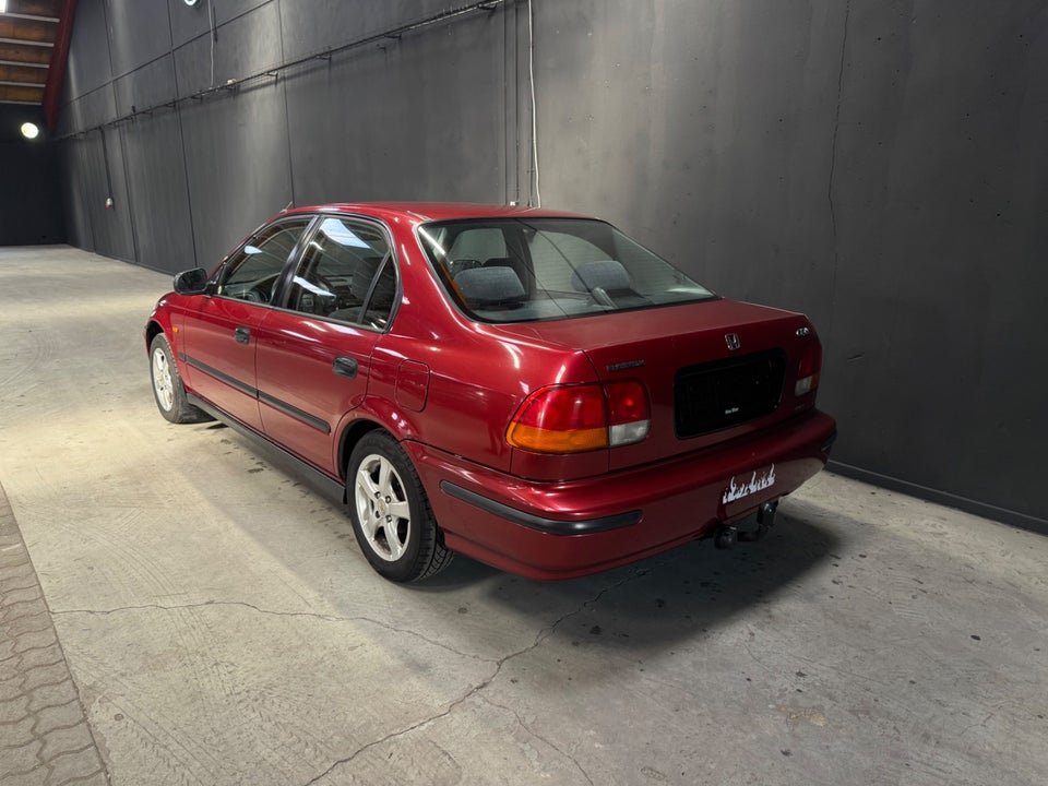Honda Civic 1,4i S 4d