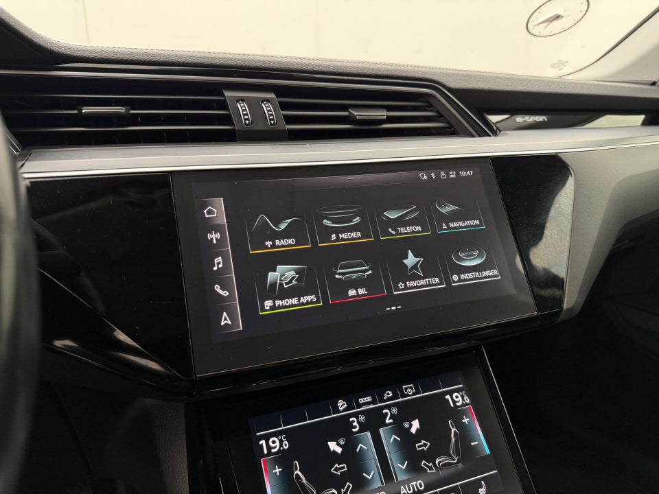 Audi e-tron 50 S-line Prestige quattro 5d
