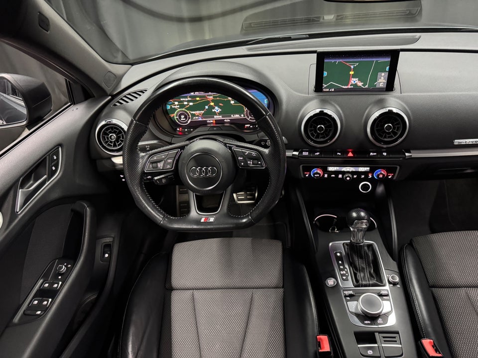 Audi A3 1,4 e-tron S-line Sportback S-tr. 5d