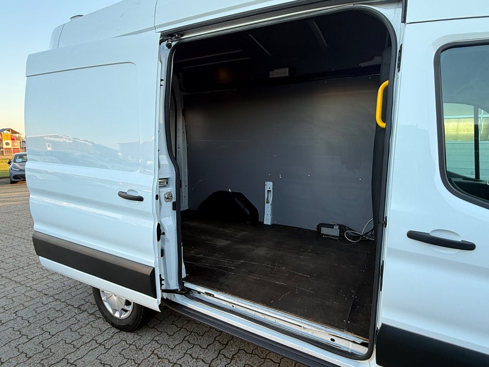 Ford Transit 350 L2 Van 2,0 TDCi 130 Trend H3 FWD