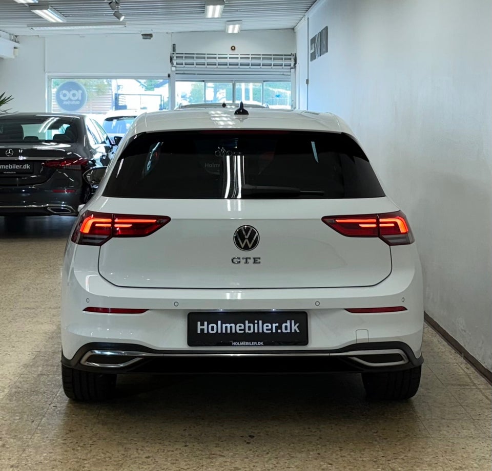 VW Golf VIII 1,4 GTE DSG 5d