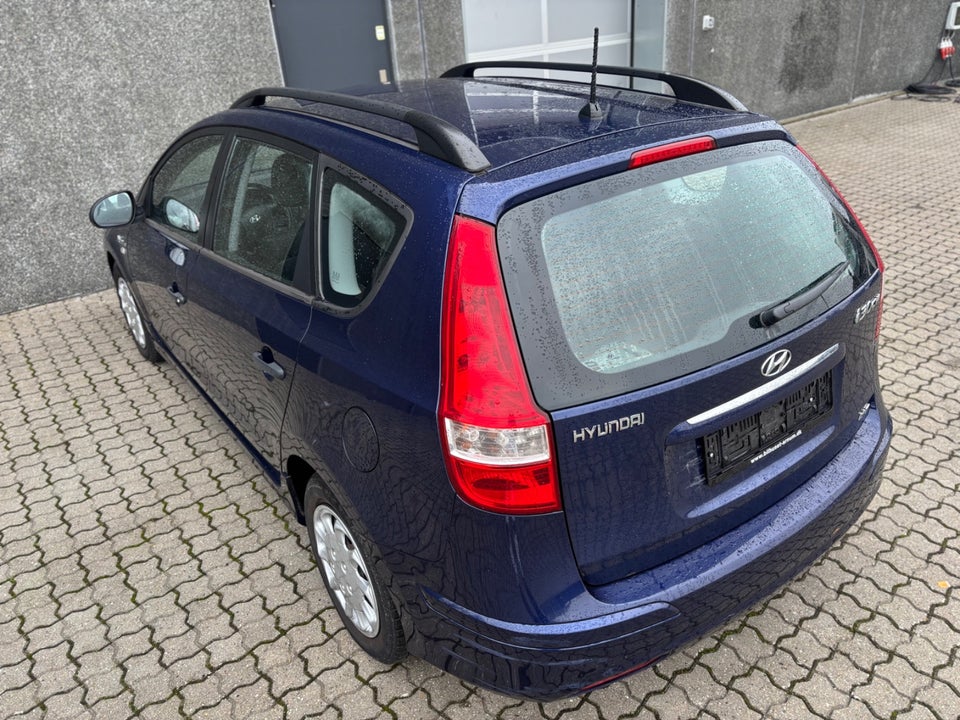 Hyundai i30 1,6 CRDi 90 Blue Drive 5d