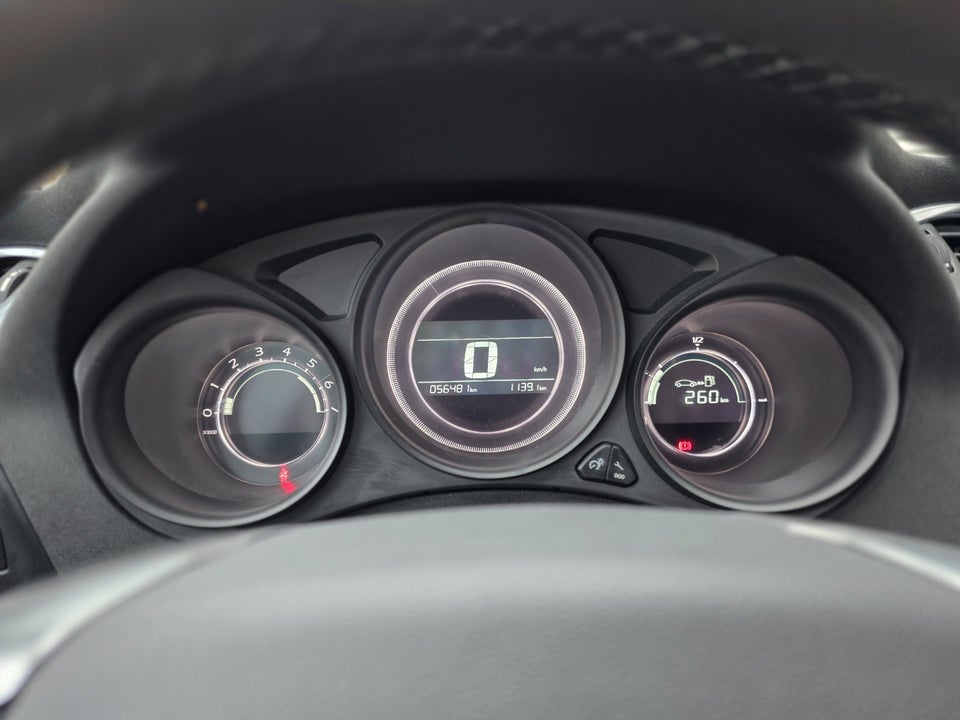 Citroën C4 1,6 BlueHDi 100 Millesime 5d