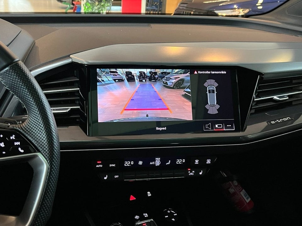 Audi Q4 e-tron 45 S-line 5d