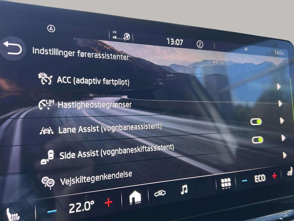 Skoda Enyaq 80 iV Suite 5d