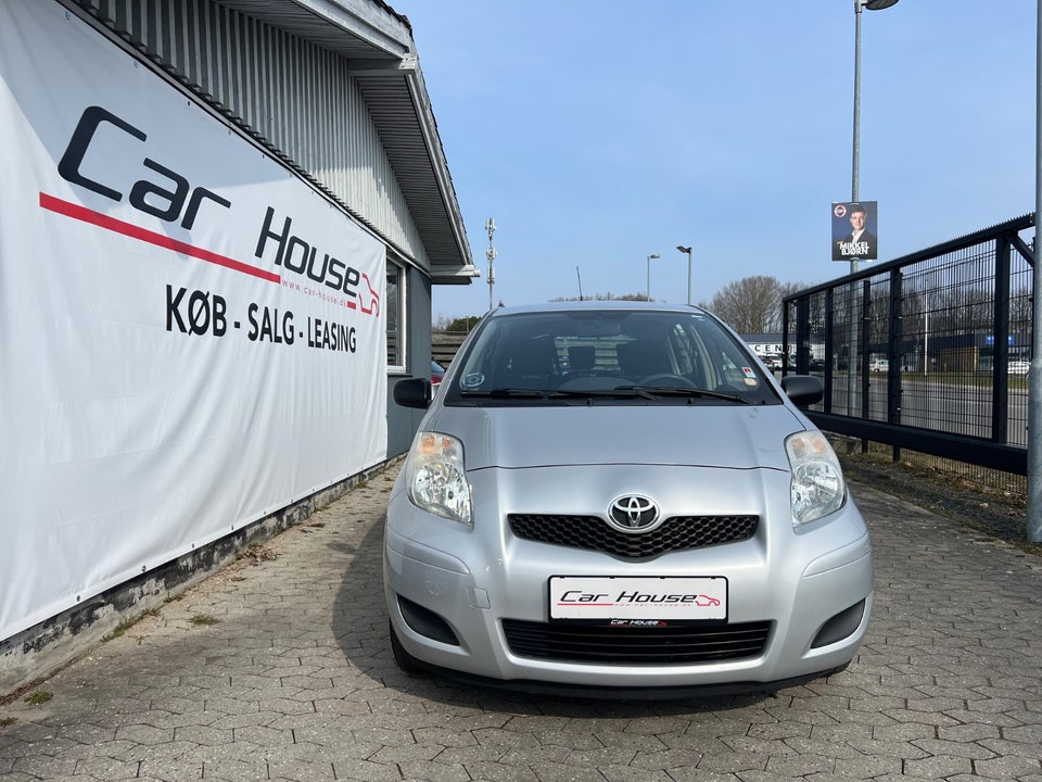 Toyota Yaris 1,0 TX 5d