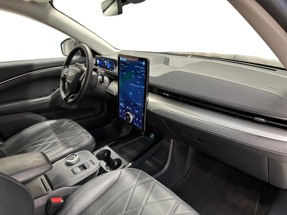 Ford Mustang Mach-E 70 Standard Range 5d