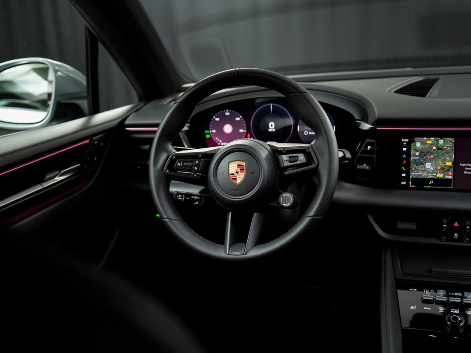 Porsche Macan 5d