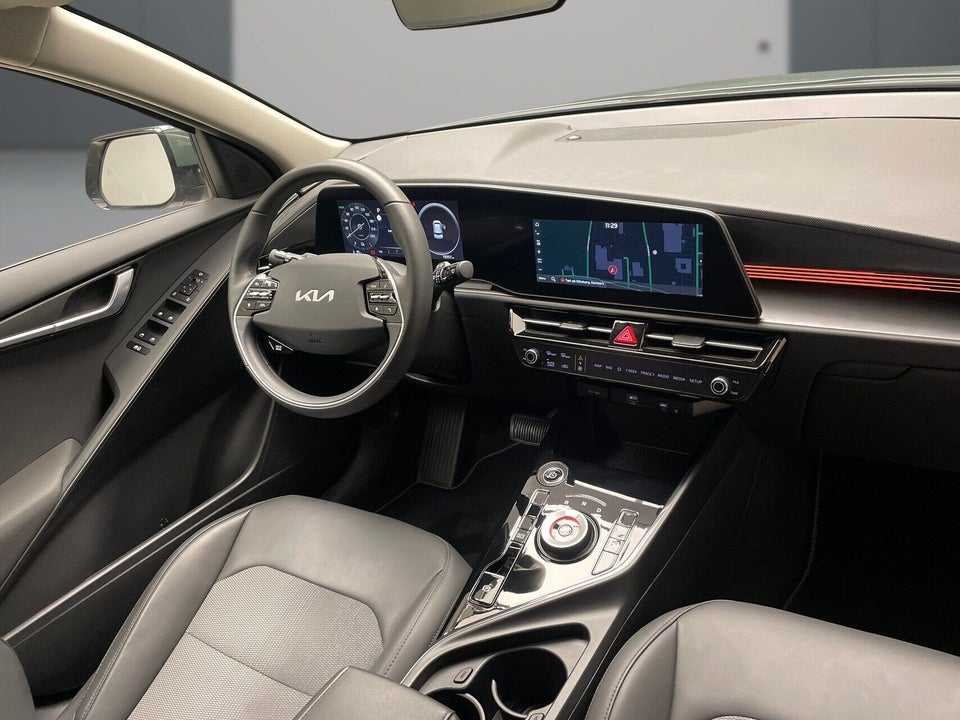 Kia Niro 64 EV Prestige 5d
