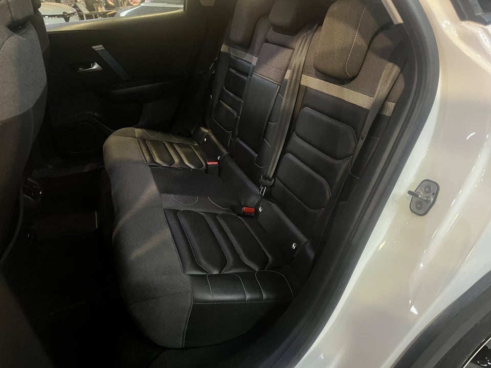 Citroën ë-C4 50 Shine 5d