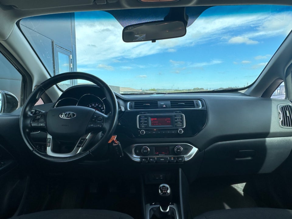 Kia Rio 1,4 CVVT Premium 5d