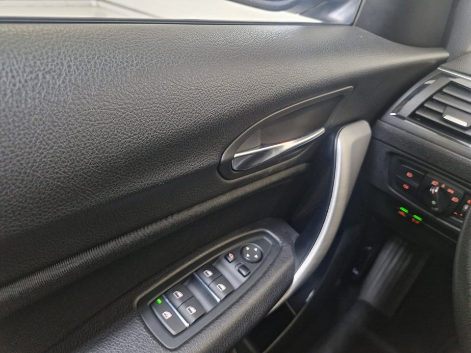 BMW 118i 1,5 Sport Line aut. 5d