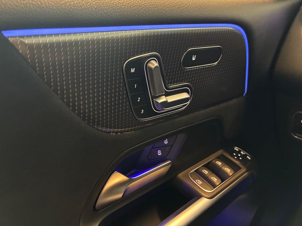 Mercedes EQB350 AMG Line 4Matic 7prs 5d