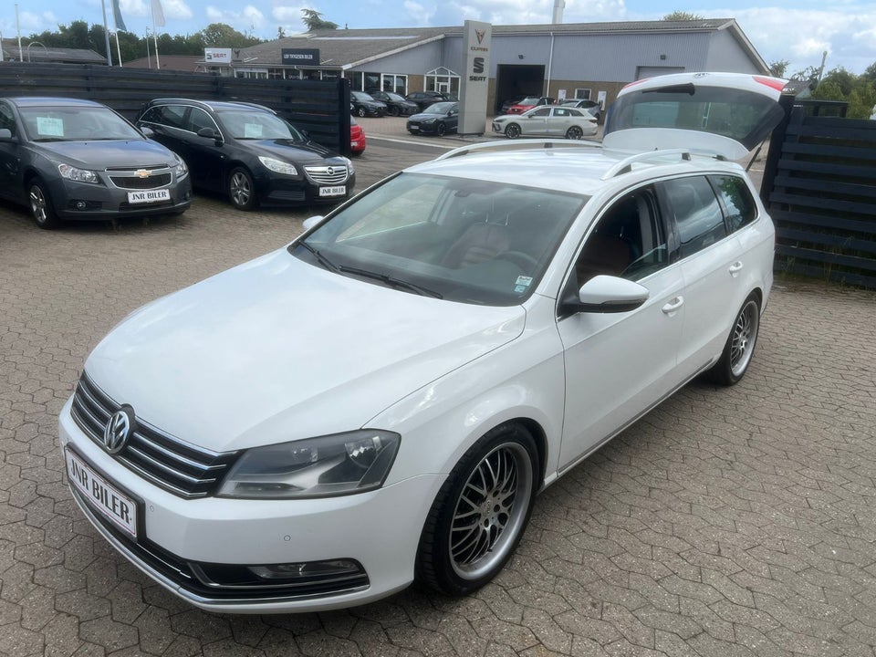 VW Passat 2,0 TDi 170 Highline Variant DSG BMT 5d