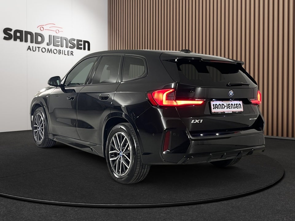 BMW iX1 xDrive30 M-Sport 5d