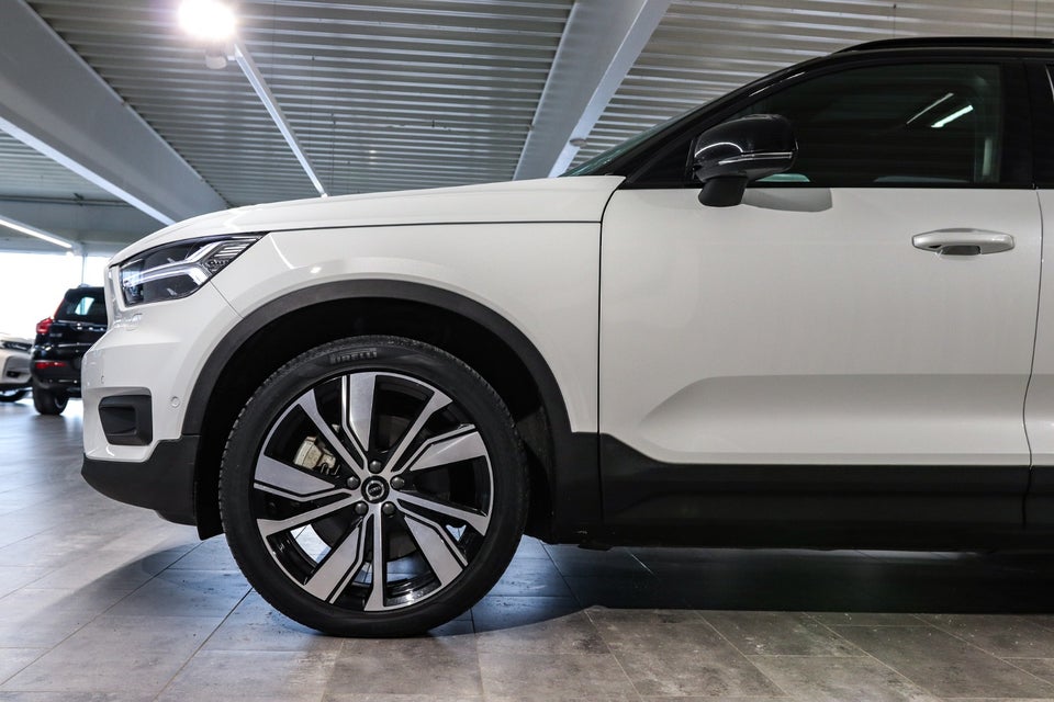 Volvo XC40 P8 ReCharge Twin Pro 5d