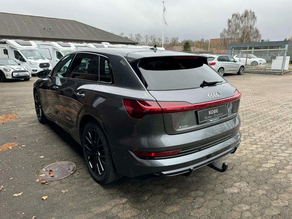 Audi e-tron 55 S-line quattro 5d