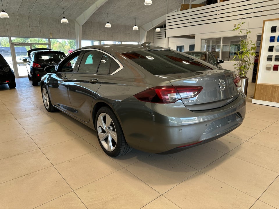 Opel Insignia 1,5 T 165 Dynamic Grand Sport 5d