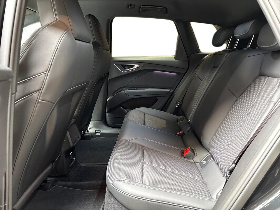 Audi Q4 e-tron 45 S-line Edition quattro 5d