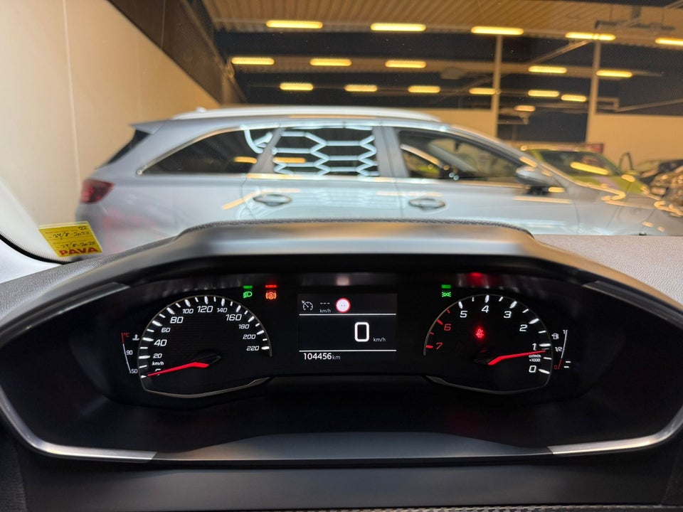 Peugeot 208 1,2 PureTech 100 Allure Comfort 5d