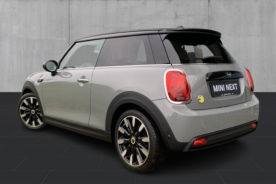 MINI Cooper SE Classic Trim 3d