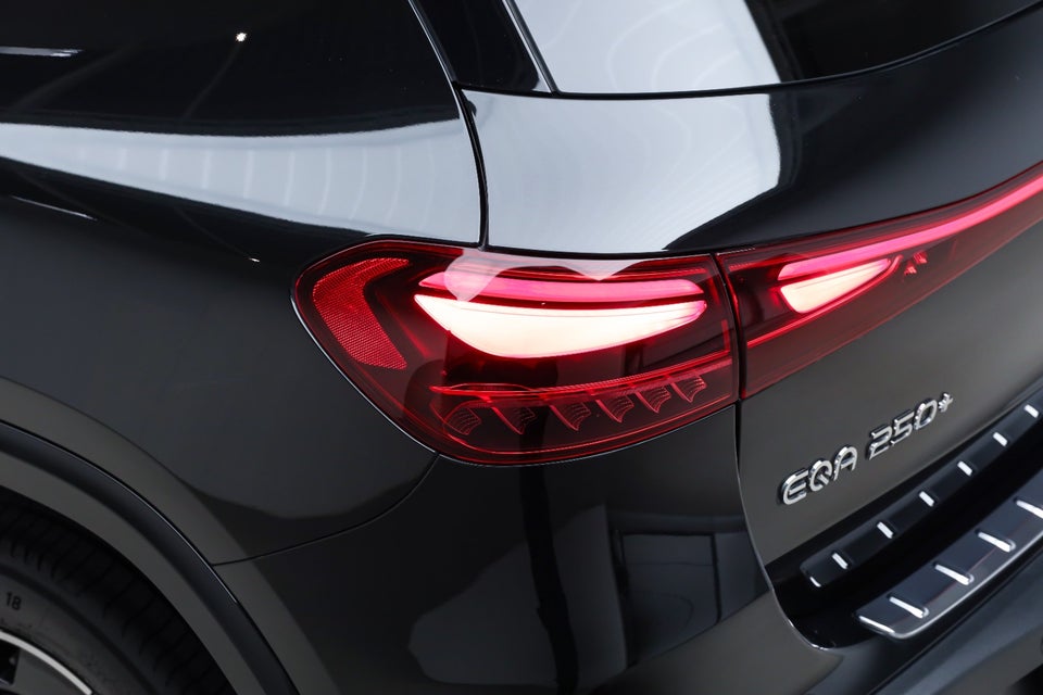 Mercedes EQA250+ AMG Premium 5d