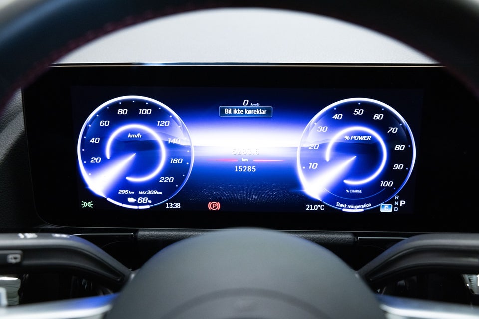 Mercedes EQA350 AMG Advance Plus 4Matic 5d