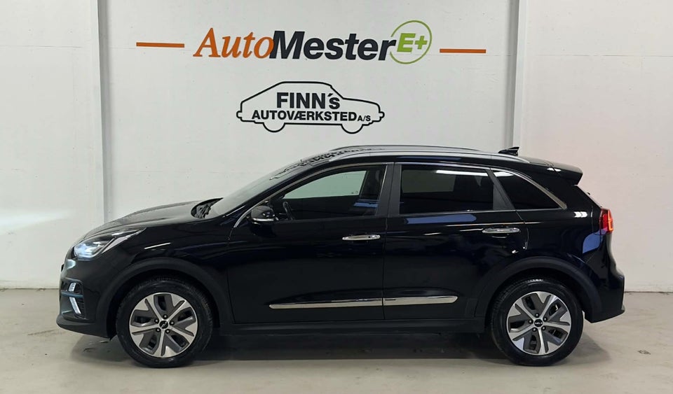 Kia Niro 64 EV Premium 5d