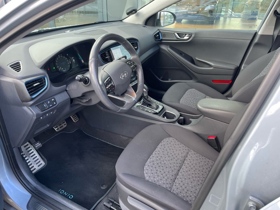 Hyundai Ioniq 1,6 PHEV Premium DCT 5d