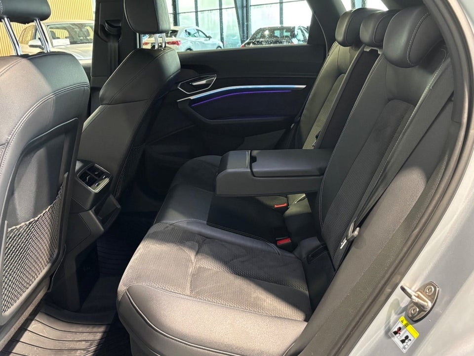 Audi e-tron 55 S-line quattro 5d