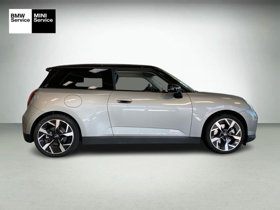 MINI Cooper SE Classic Trim M 3d