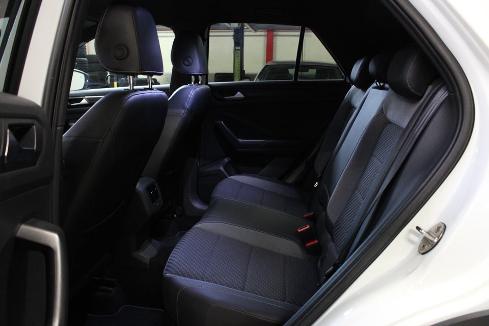 VW T-Roc 2,0 TSi 190 R-line DSG 4Motion 5d