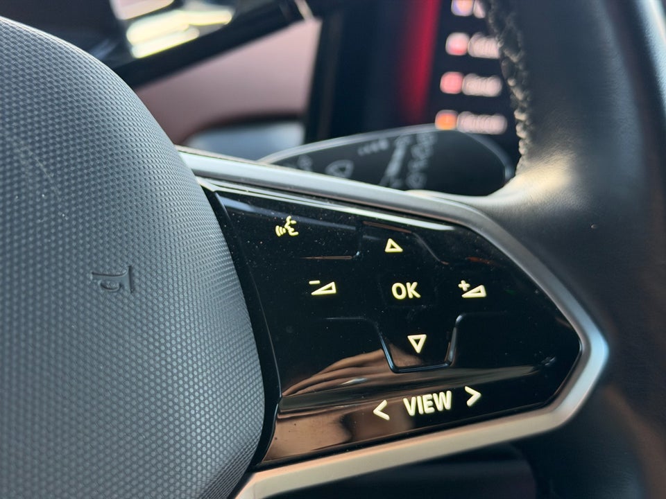 VW ID.4 77 Business Performance 5d