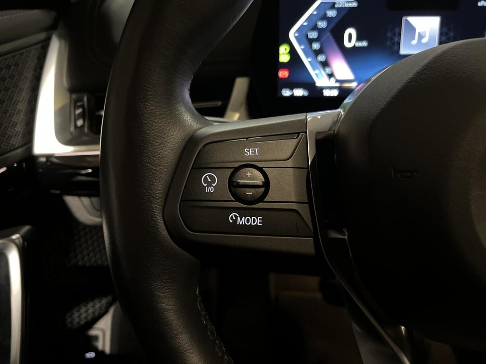 BMW iX1 xDrive30 X-Line 5d