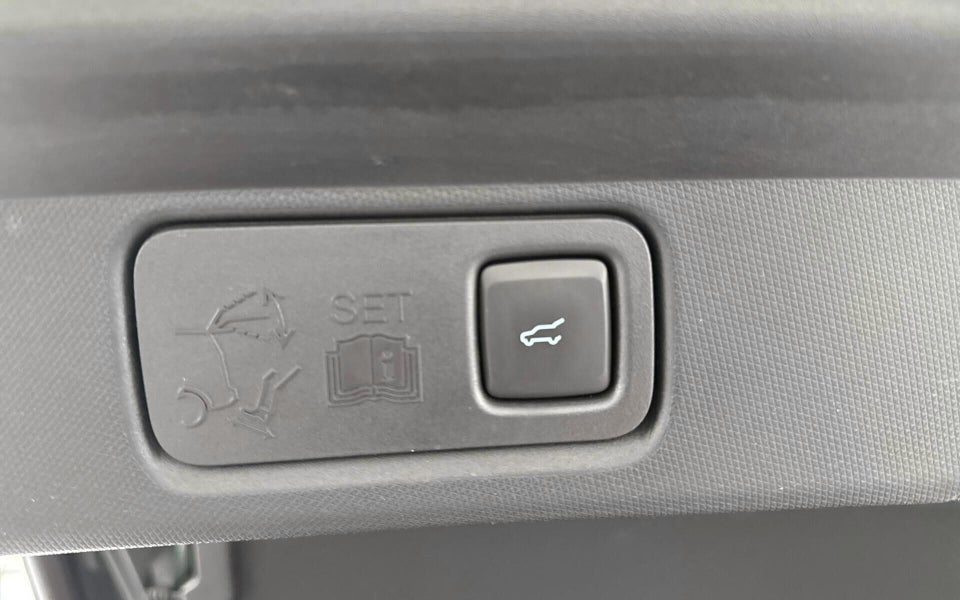 Ford Mustang Mach-E 70 Premium Standard Range AWD 5d