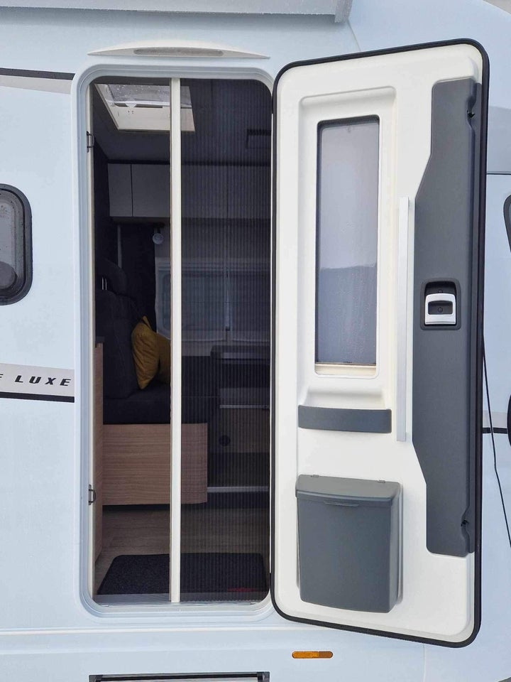 Hobby Optima De Luxe T65 GE 2,2 aut. 3d