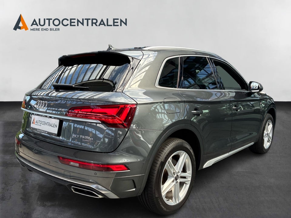 Audi Q5 50 TFSi e S-line quattro S-tr. 5d
