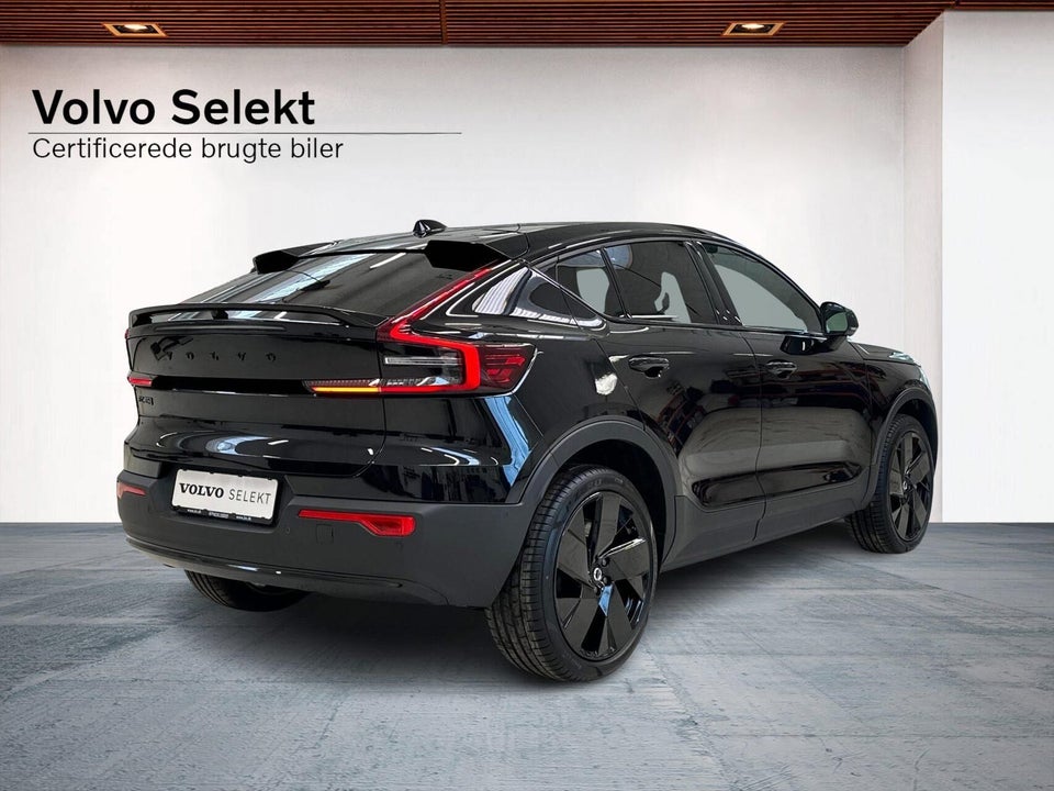 Volvo EC40 Twin Black Edition 5d