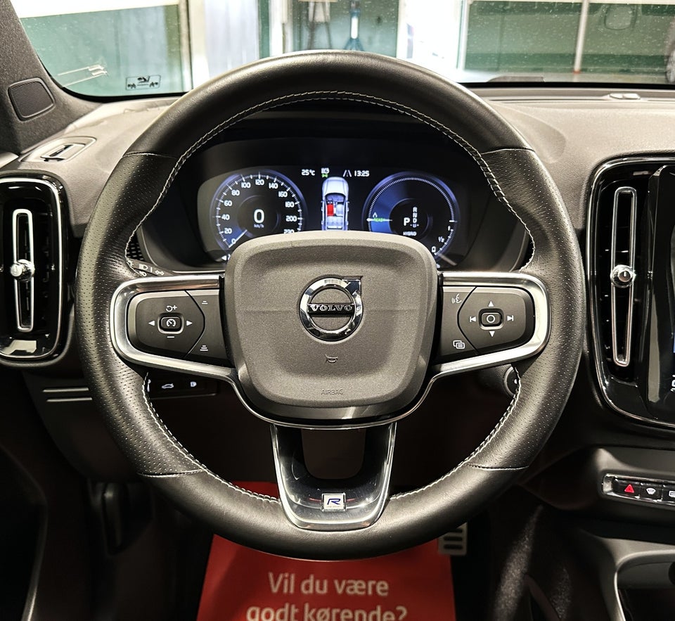 Volvo XC40 1,5 T5 ReCharge R-Design aut. 5d