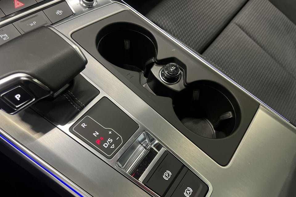 Audi A6 55 TFSi e Sport Prestige Avant quattro S-tr. 5d